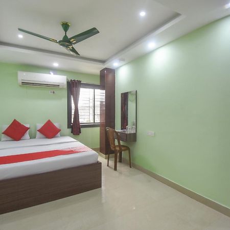 Hotel O Galaxy Kolkata Bagian luar foto